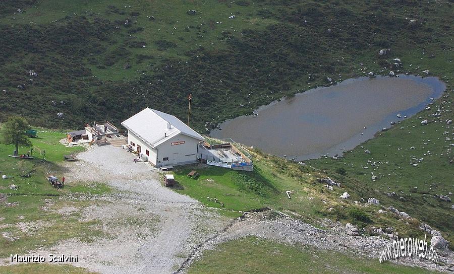 13 Dal Colletto. Rifugio Lecco.JPG